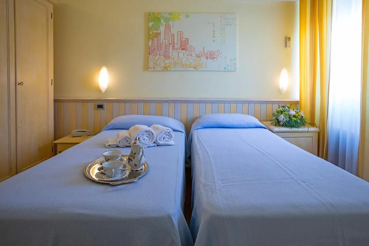 Hotel Massimo Marina di Cecina Itália