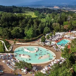 Holiday park Hu Norcenni Girasole Village